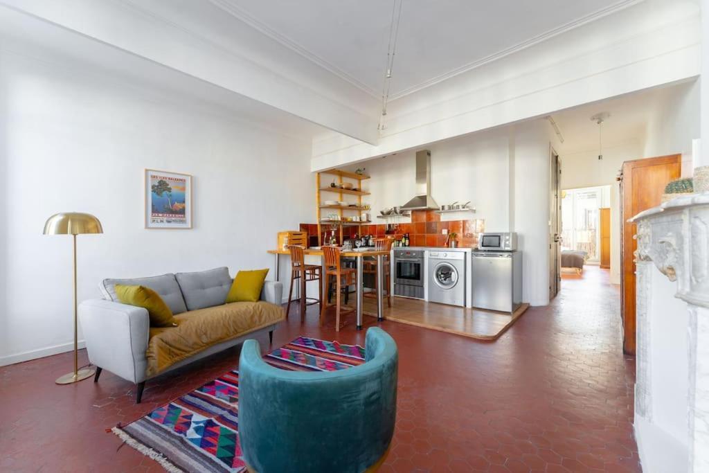 Superbe Appart, Central, Petit Balcon & Vue Place Marselha Exterior foto